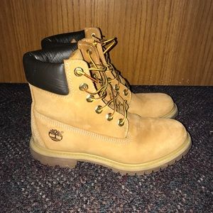 Timberlands Women’s 7.5